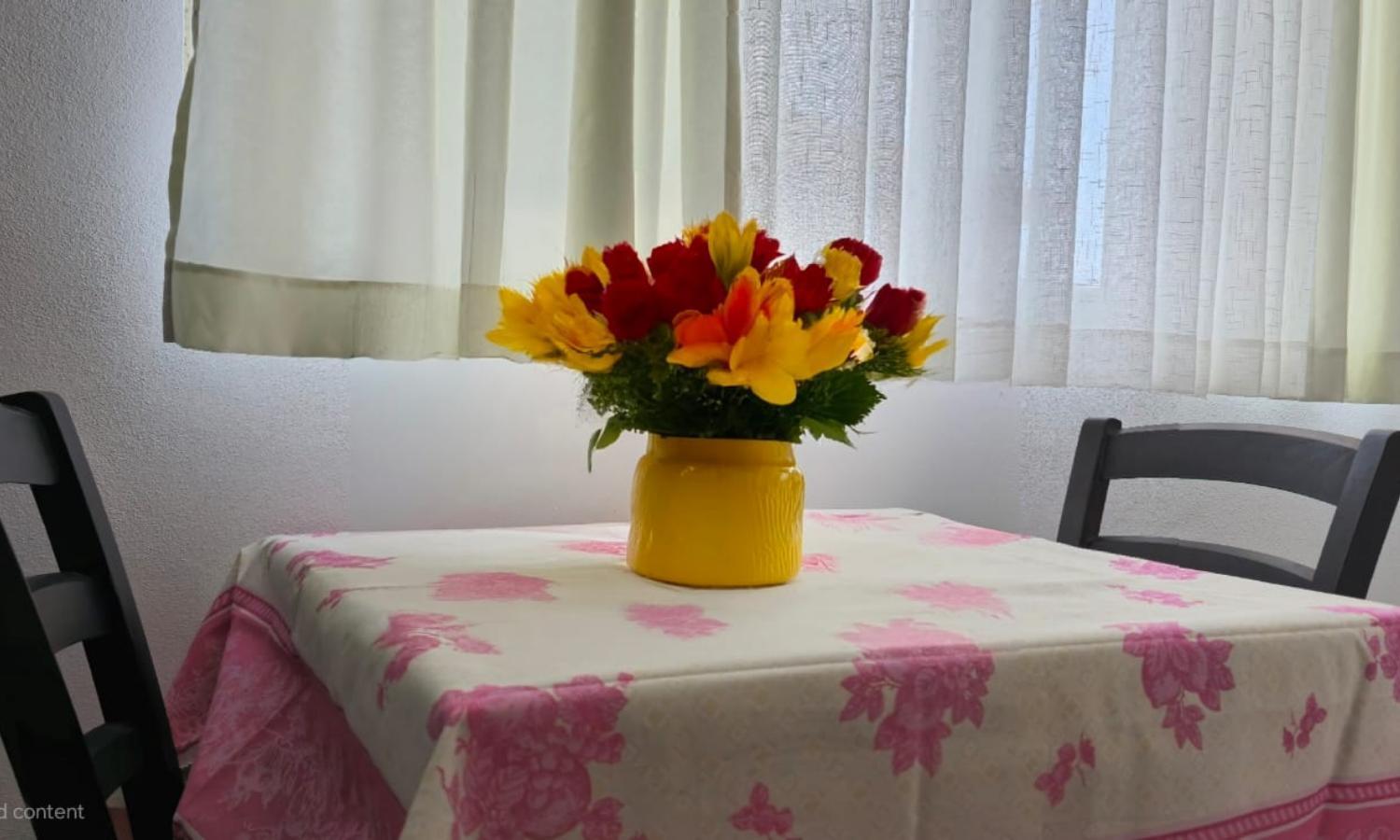 Guest House Pogradeci Екстер'єр фото